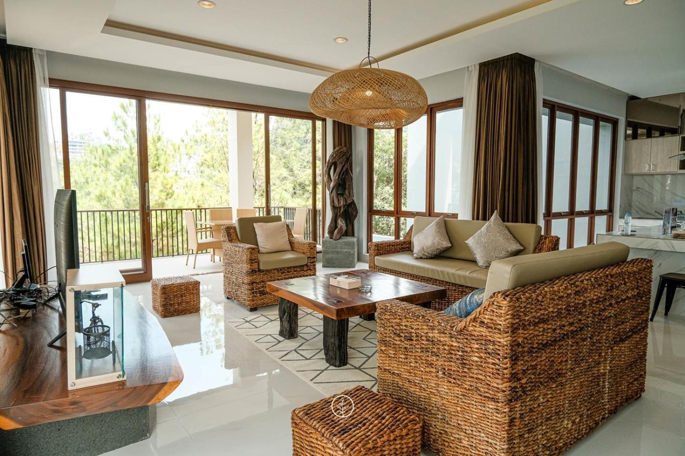 Anindya Hill View Villa 7 Bedrooms With A Private Swimming Pool باندونج المظهر الخارجي الصورة