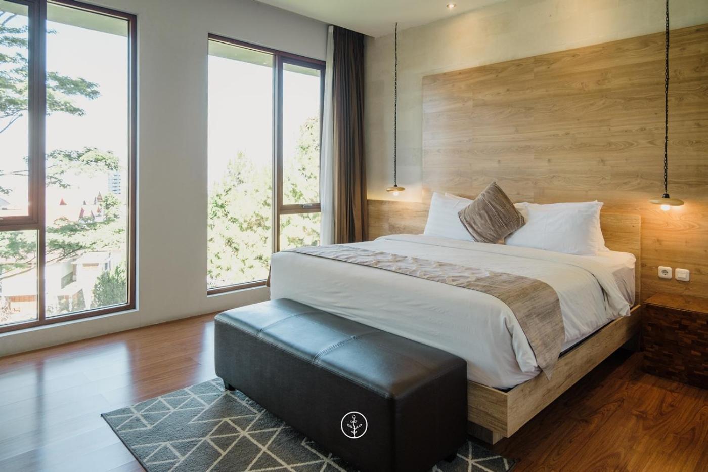 Anindya Hill View Villa 7 Bedrooms With A Private Swimming Pool باندونج المظهر الخارجي الصورة