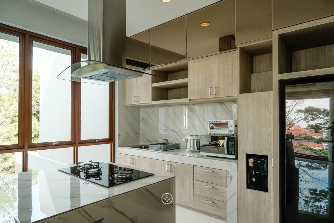 Anindya Hill View Villa 7 Bedrooms With A Private Swimming Pool باندونج المظهر الخارجي الصورة